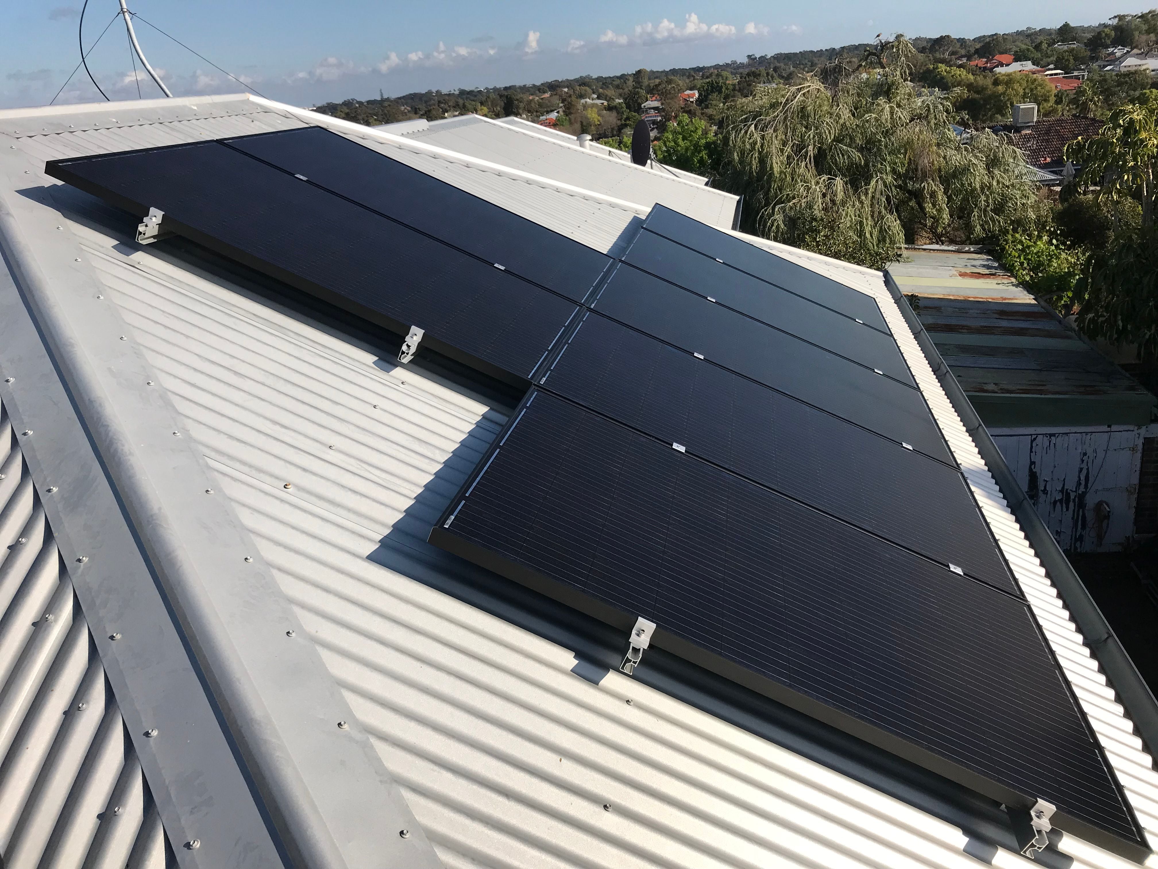 Solar Panels Image -5f0266ff1f376