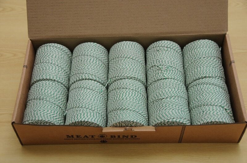Henry Winning Q-1500-GW-BX Butchers No.5 String/Twine Green/White Box 10 reels Henry Winning Q-1500-GW-BX Butchers No.5 String/Twine Green/White Box 10 reels