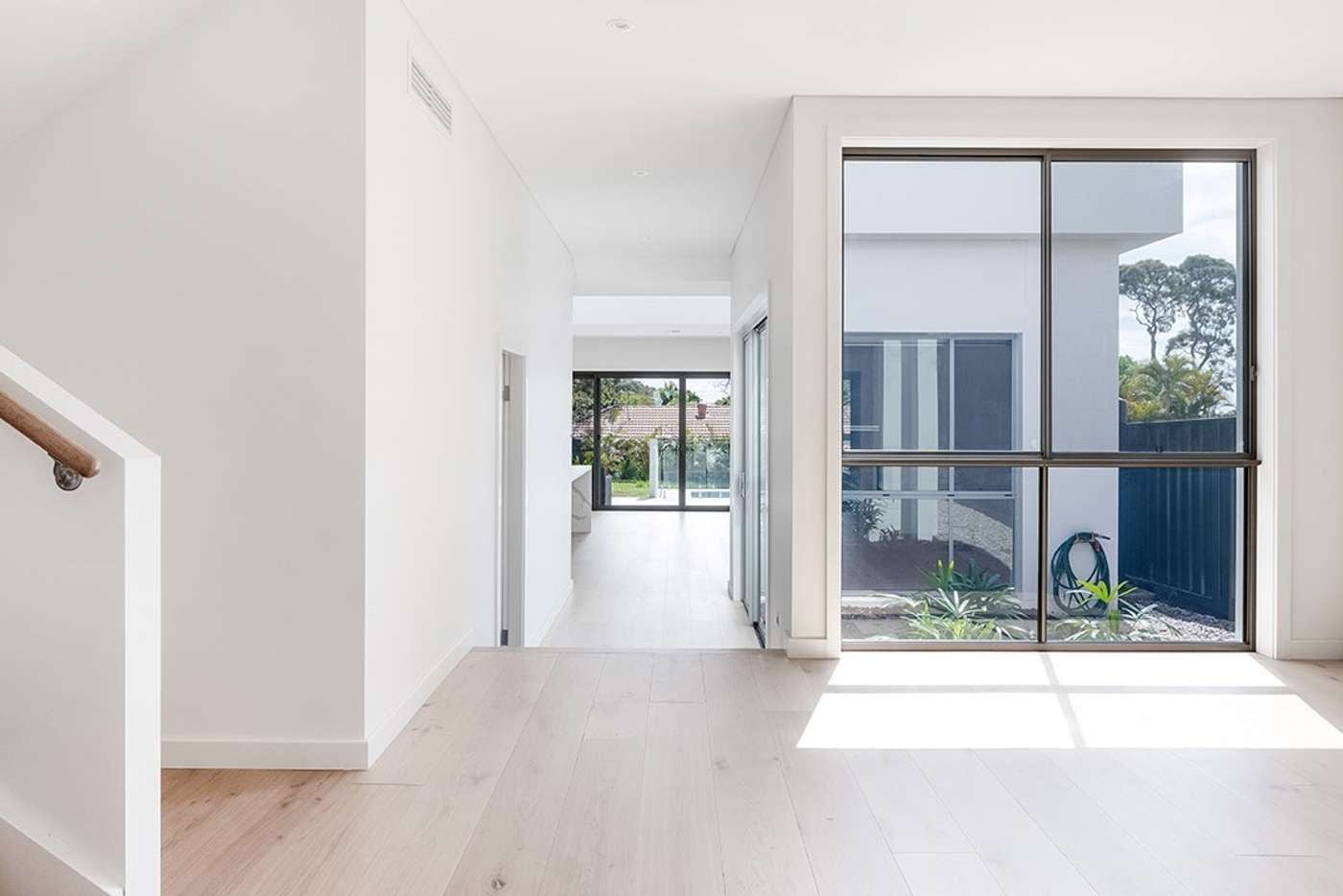 Northcote Avenue, Caringbah South Image -65544d3de4770