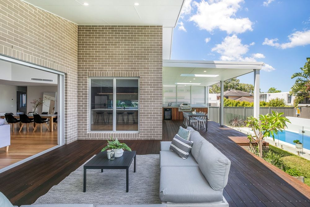 Caronia Avenue Wooloware Image -655eada11cf8c