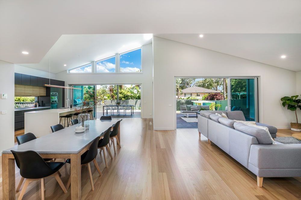 Caronia Avenue Wooloware Image -655eada249b13