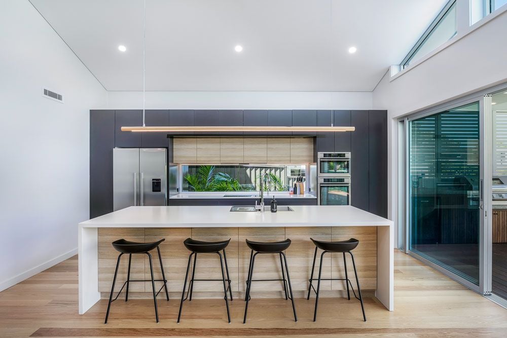 Caronia Avenue Wooloware Image -655eada29ae4d