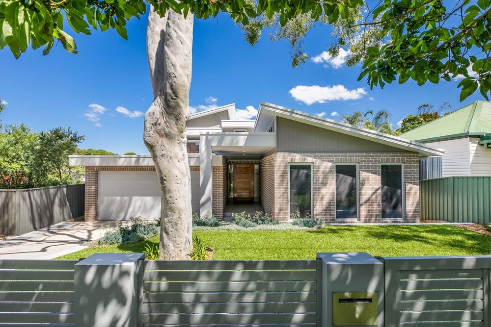 Caronia Avenue Wooloware Image -655eada478b79