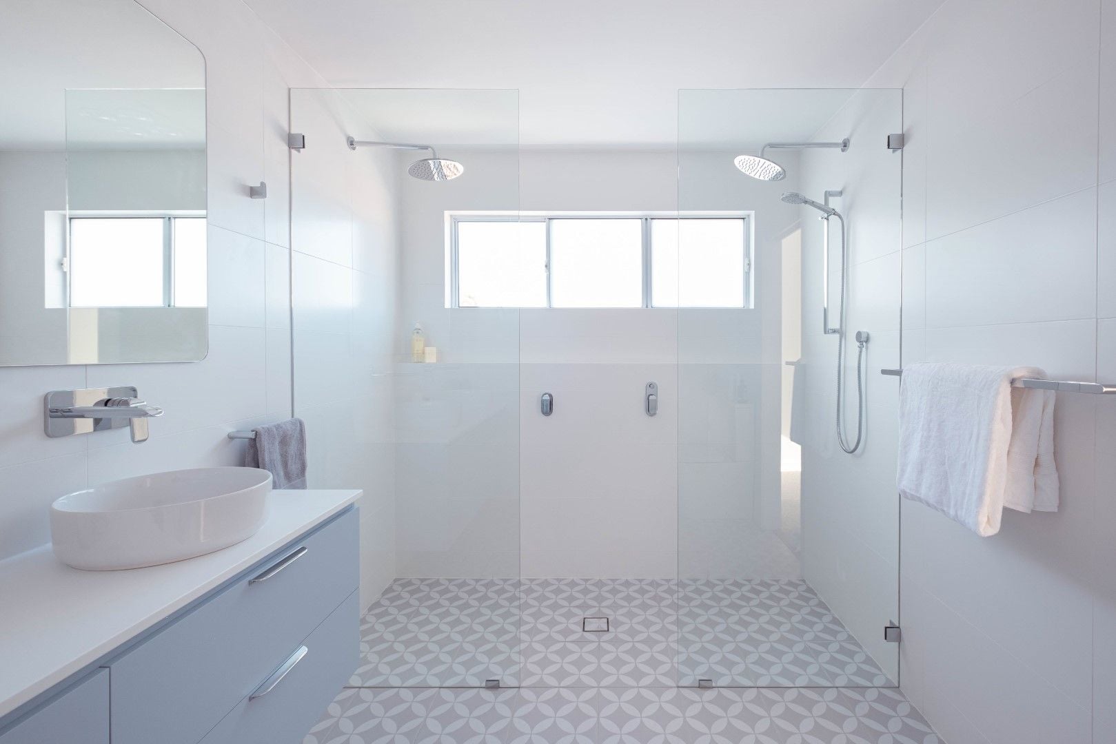 Carina Road Oyster Bay Image -655ec97af347d