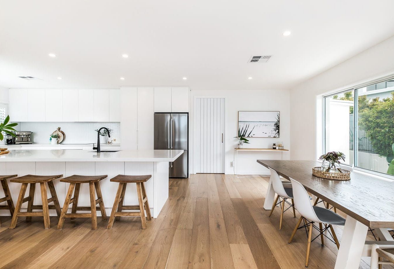 Daphne St Caringbah South Image -655ece595326f