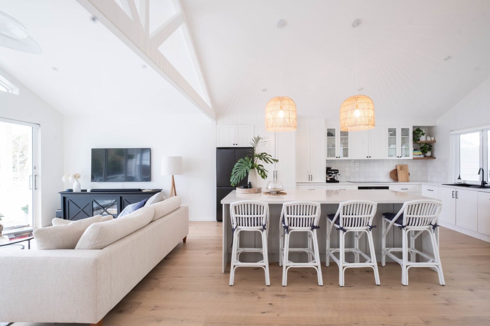 Dean St Caringbah South Image -655ecf86334f6