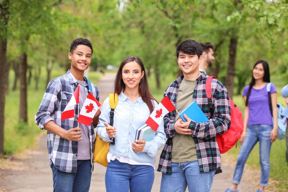 Gain valuable experience in Canadian college and gain legal status