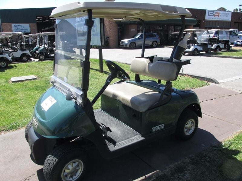 EZGO RXV GOLF CAR