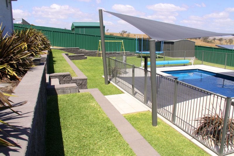 Retaining walls