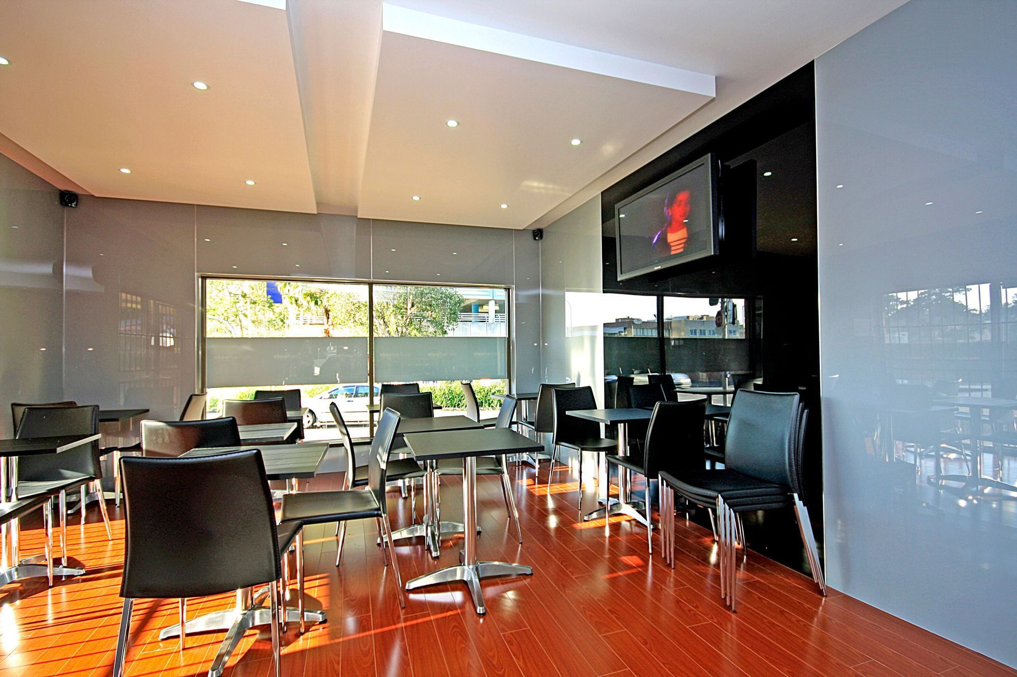 Acrylic Splashbacks at Warehouse Prices 2440 x 1220 x 6mm DIY Acrylic Splashbacks at Warehouse Prices 2440 x 1220 x 6mm DIY