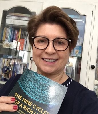 Author Anna Belcastro