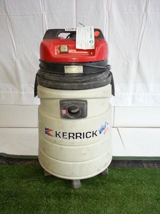 Vacuum Cleaner - Wet and Dry