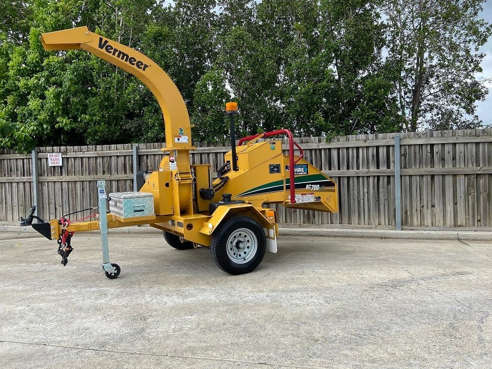 Wood Chipper Mulcher l Hire