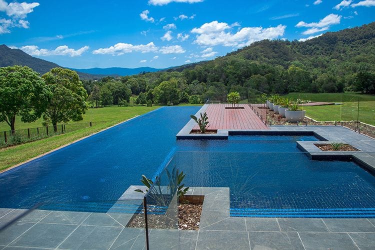 Dynamic Pool Designs | Resort Luxury Swimming Pool Builders | Award