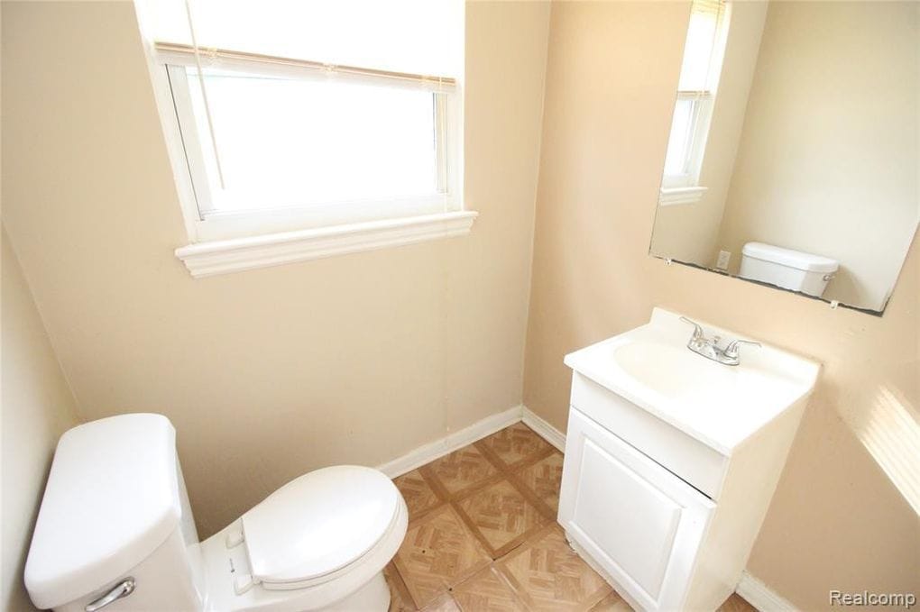 22773 Pleasant Ave Eastpointe MI 48021 | Cashflowpositive.com 22773 Pleasant Ave Eastpointe MI 48021 | Cashflowpositive.com