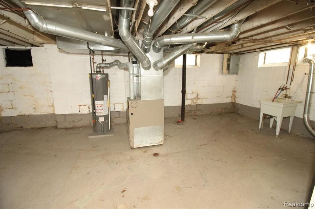 22773 Pleasant Ave Eastpointe MI 48021 | Cashflowpositive.com 22773 Pleasant Ave Eastpointe MI 48021 | Cashflowpositive.com