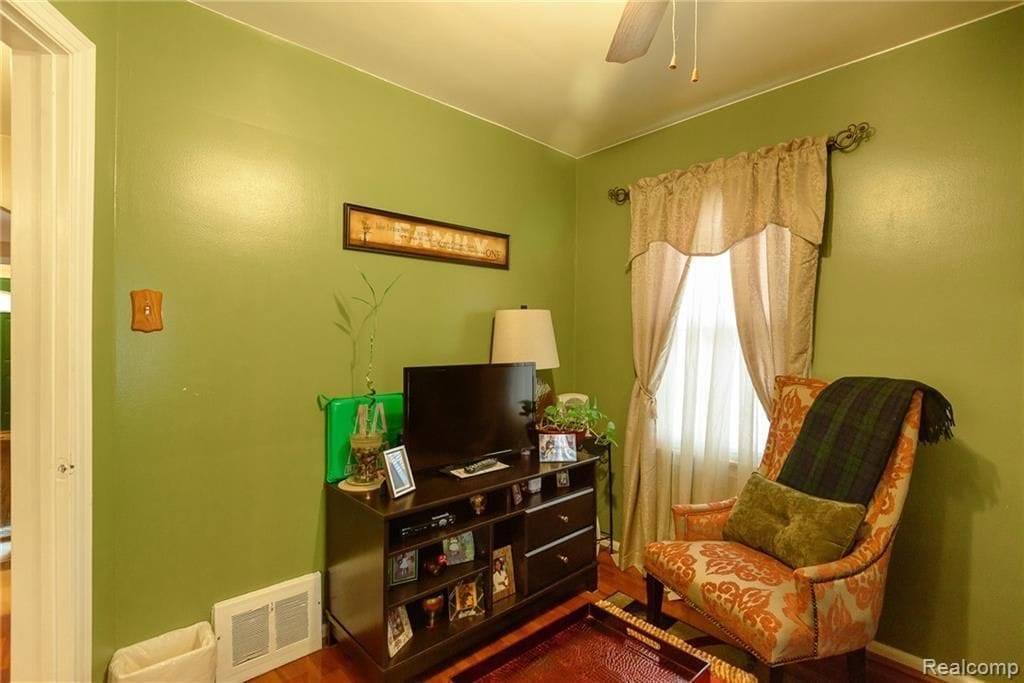 9036 Longacre St Detroit, MI 48228 9036 Longacre St Detroit, MI 48228