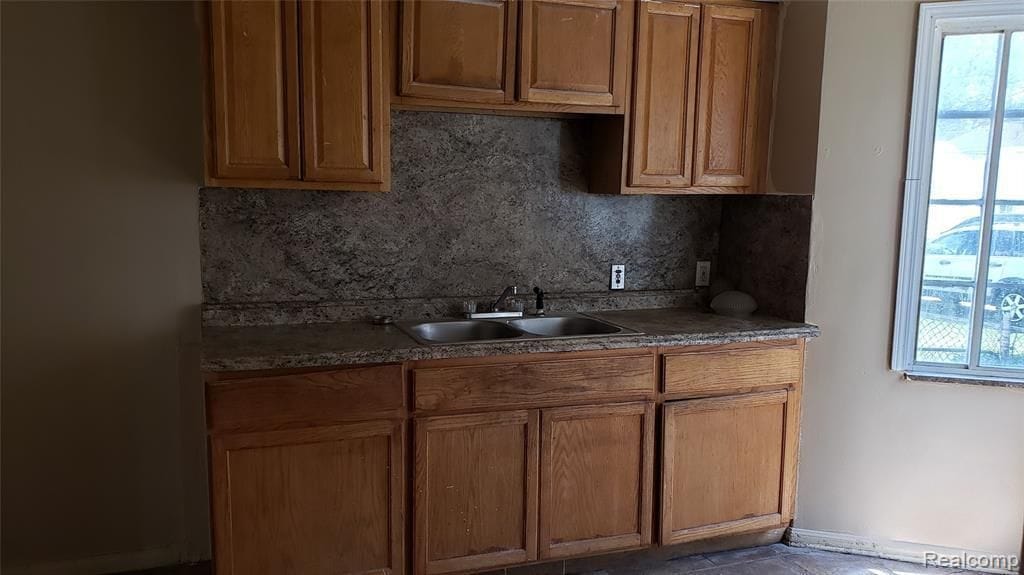8106 E Morrow Cir Detroit MI 48204 | Cashflowpositive.com 8106 E Morrow Cir Detroit MI 48204 | Cashflowpositive.com