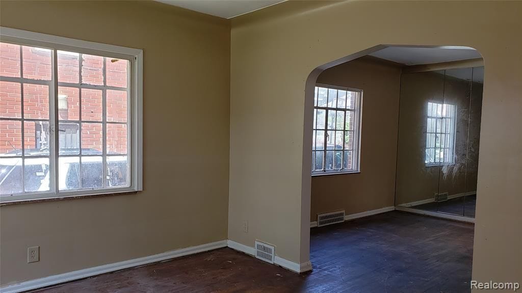 8106 E Morrow Cir Detroit MI 48204 | Cashflowpositive.com 8106 E Morrow Cir Detroit MI 48204 | Cashflowpositive.com