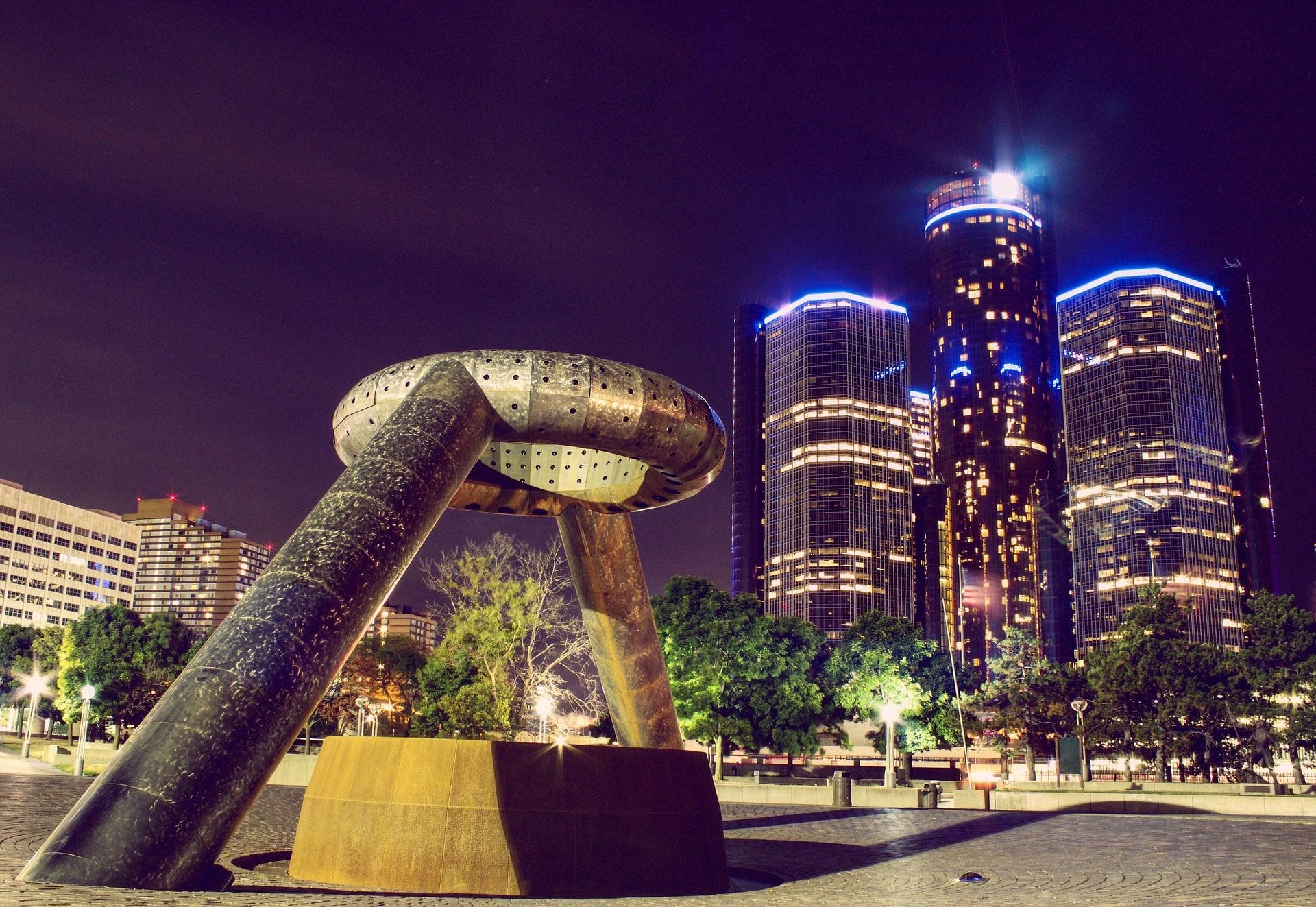Why invest in Detroit Why invest in Detroit