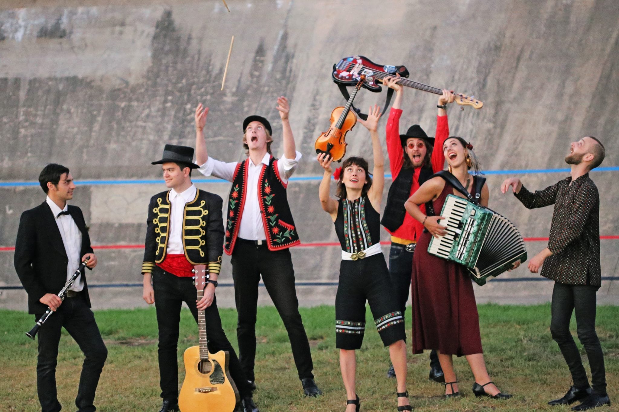 Hello Tut Tut World Music Band