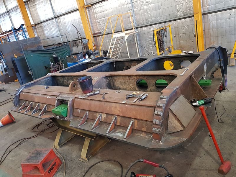 Shovel Door Latching