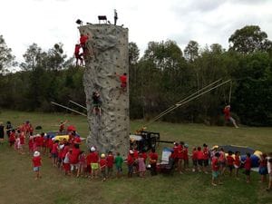 5 climber rock wall with bungee trampolines 
