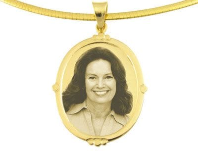 Designer Oval Gold Pendant 